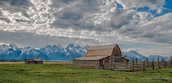 Moulten Barn